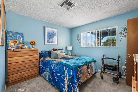 Bedroom - 7625 Joshua Vw, Yucca Valley, CA 92284 photo 1 of 4