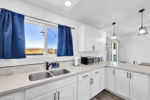 Kitchen - 670 Ducor Ave, Landers, CA 92285 photo 3 of 3