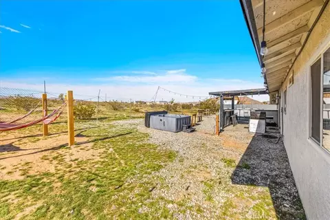 Exterior - 670 Ducor Ave, Landers, CA 92285 photo 16 of 22