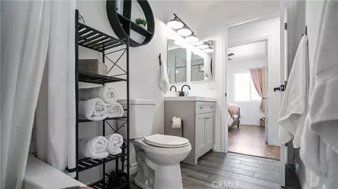 Bath - 670 Ducor Ave, Landers, CA 92285 photo 4 of 5