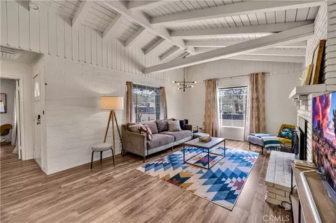 Living - 6685 Sunnyhill Rd, Joshua Tree, CA 92252 photo 1 of 2