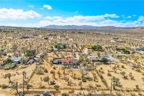View/Area - 6685 Sunnyhill Rd, Joshua Tree, CA 92252 photo 2 of 8