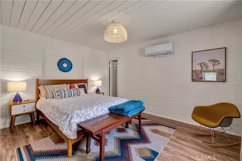 Bedroom - 6685 Sunnyhill Rd, Joshua Tree, CA 92252 photo 4 of 7