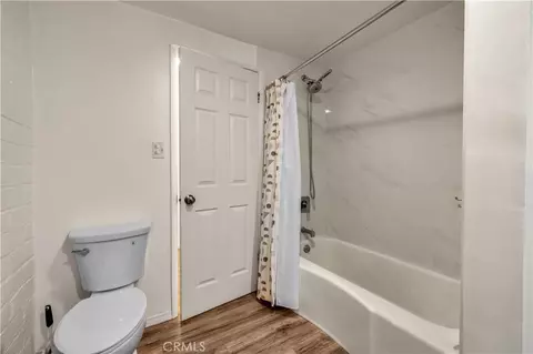 Bath - 6685 Sunnyhill Rd, Joshua Tree, CA 92252 photo 2 of 2