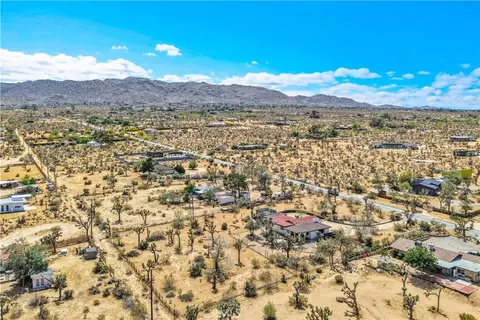 View/Area - 6685 Sunnyhill Rd, Joshua Tree, CA 92252 photo 3 of 8