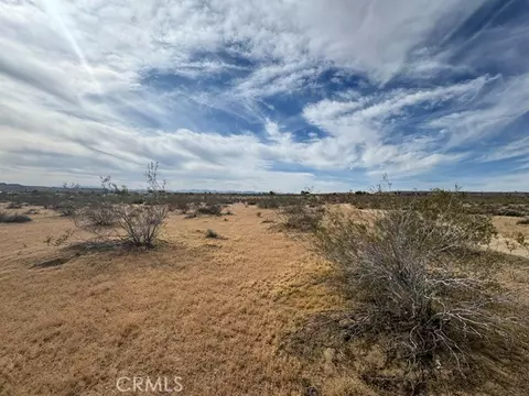 0 Artesia, Landers, CA 92285
