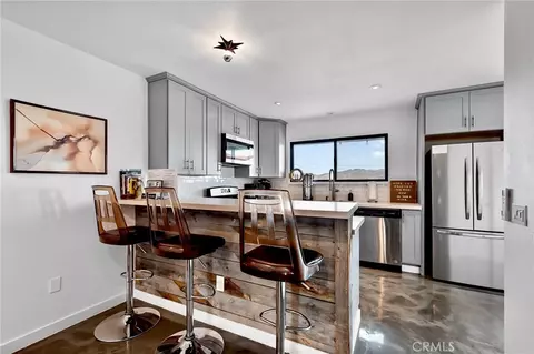 Kitchen - 61910 Sunburst Cir, Joshua Tree, CA 92252 photo 1 of 6