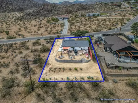 View/Area - 61910 Sunburst Cir, Joshua Tree, CA 92252 photo 4 of 13