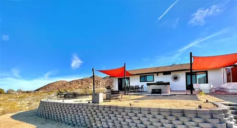 Exterior - 61910 Sunburst Cir, Joshua Tree, CA 92252 photo 3 of 21