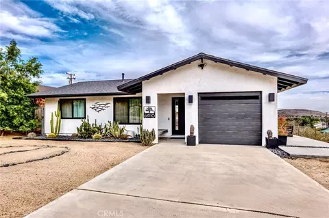 Exterior - 61910 Sunburst Cir, Joshua Tree, CA 92252 photo 2 of 21