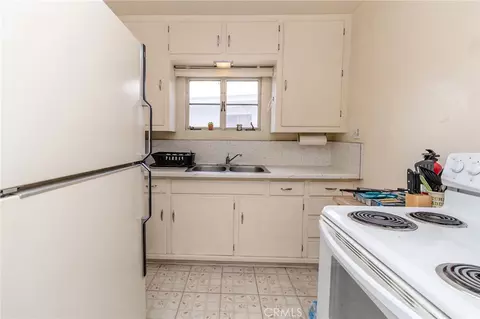 Kitchen - 630 Acoma St, Needles, CA 92363 photo 3 of 6