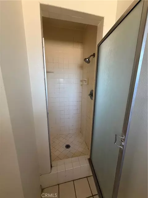 Bath - 7316 Hanford Ave, Yucca Valley, CA 92284 photo 1 of 3
