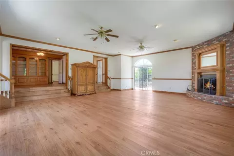 Living - 724 Barsby, Vista, CA 92084 photo 3 of 5