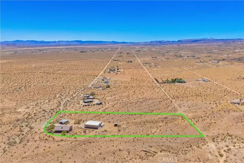 View/Area - 2858 N Sage Ave, Landers, CA 92285 photo 3 of 4