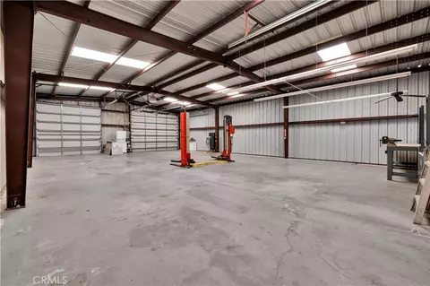 Other - 2858 N Sage Ave, Landers, CA 92285 photo 21 of 27