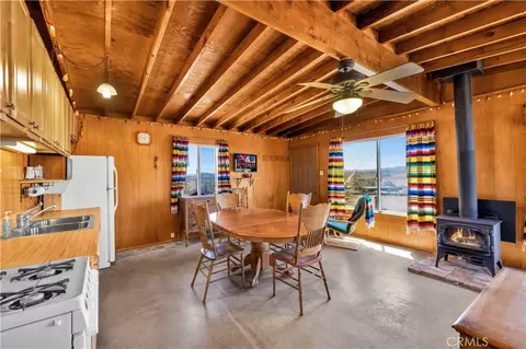 Dining - 2858 N Sage Ave, Landers, CA 92285 photo 1 of 2