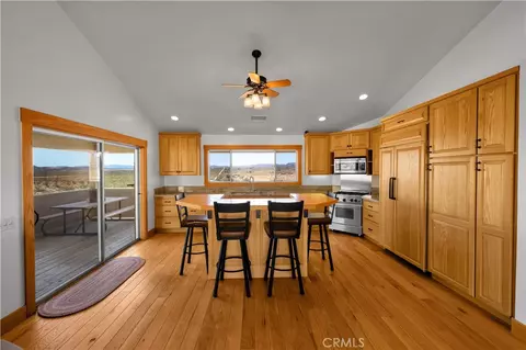 Kitchen - 2858 N Sage Ave, Landers, CA 92285 photo 1 of 4