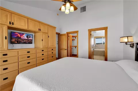 Bedroom - 2858 N Sage Ave, Landers, CA 92285 photo 3 of 10