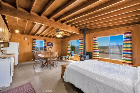 Bedroom - 2858 N Sage Ave, Landers, CA 92285 photo 8 of 10