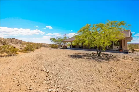 Exterior - 2858 N Sage Ave, Landers, CA 92285 photo 15 of 17