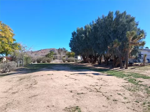 6896 Conejo, Joshua Tree, CA 92252 photo 2