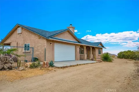 Exterior - 5099 Balsa Ave, Yucca Valley, CA 92284 photo 6 of 7