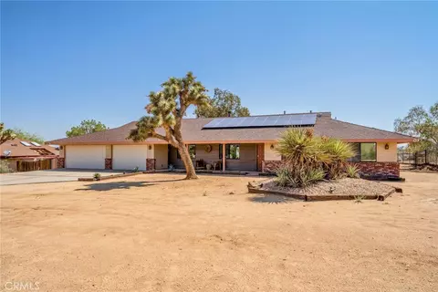 7379 Chippewa Trl, Yucca Valley, CA 92284