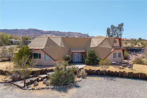 6888 Sunnyhill Rd, Joshua Tree, CA 92252