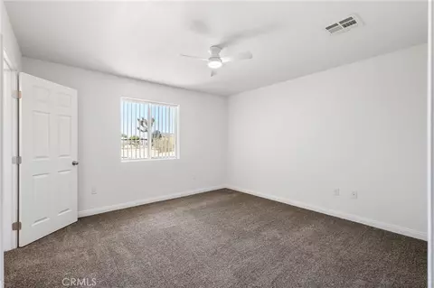 Bedroom - 58285 Caliente, Yucca Valley, CA 92284 photo 3 of 4