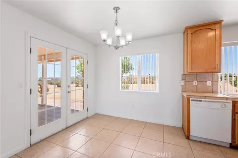 Dining - 58285 Caliente, Yucca Valley, CA 92284 photo 1 of 1