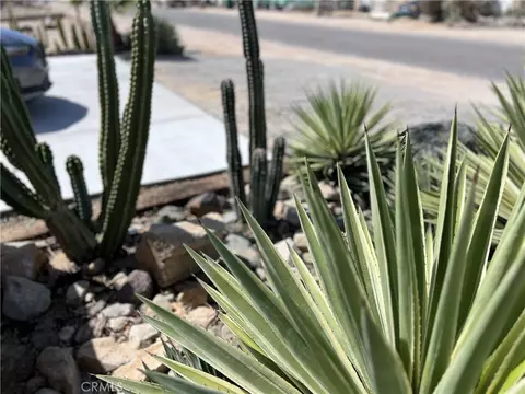Exterior - 74885 Serrano Dr, Twentynine Palms, CA 92277 photo 20 of 28