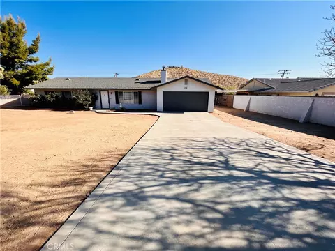 57806 Desert Gold Dr, Yucca Valley, CA 92284