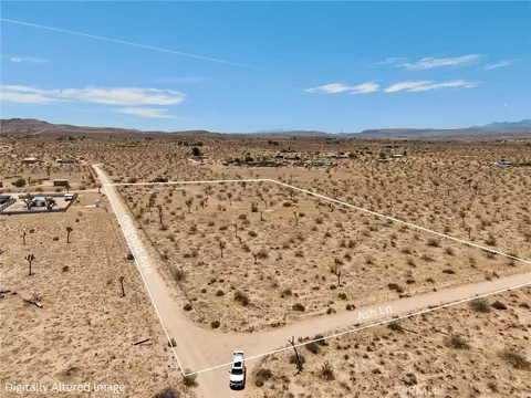 1903 Osgood Ave, Landers, CA 92285 photo 13
