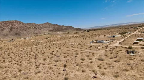 1903 Osgood Ave, Landers, CA 92285 photo 10