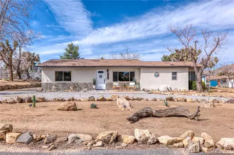 7432 Dumosa, Yucca Valley, CA 92284