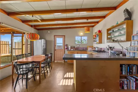 Dining - 63773 Hollinger, Joshua Tree, CA 92252 photo 1 of 2