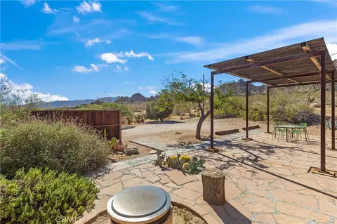 Exterior - 63773 Hollinger, Joshua Tree, CA 92252 photo 21 of 26