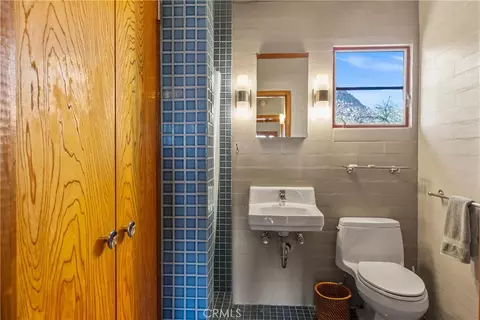 Bath - 63773 Hollinger, Joshua Tree, CA 92252 photo 1 of 2