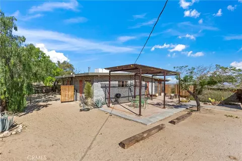 Exterior - 63773 Hollinger, Joshua Tree, CA 92252 photo 24 of 26