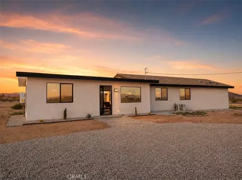 1888 N Kuna, Landers, CA 92285
