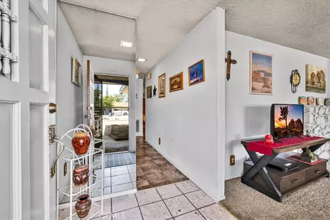 Entry Way - 7461 Cibola, Yucca Valley, CA 92284 photo 1 of 1