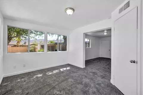 Living - 61833 Alta Mesa, Joshua Tree, CA 92252 photo 4 of 6