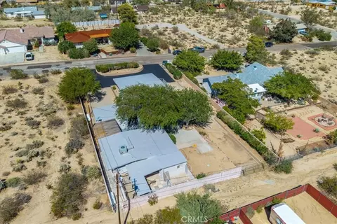 View/Area - 61833 Alta Mesa, Joshua Tree, CA 92252 photo 2 of 9