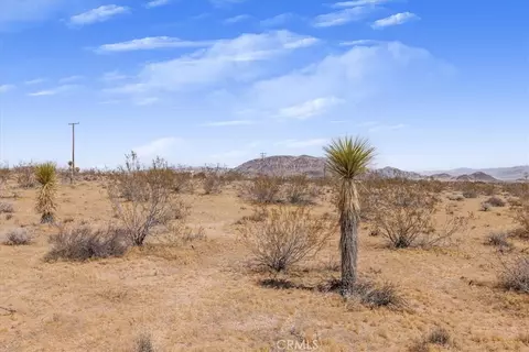 3 Ducor Ave, Landers, CA 92285