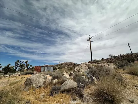 Exterior - 57672 Shepard Ln, Yucca Valley, CA 92284 photo 20 of 25