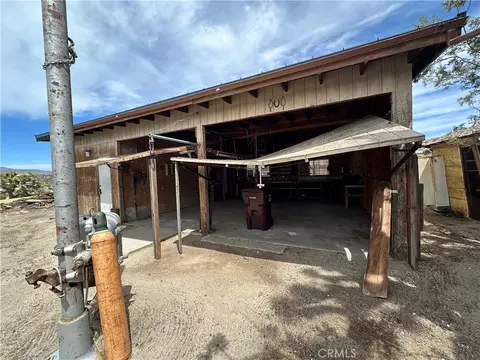 Exterior - 57672 Shepard Ln, Yucca Valley, CA 92284 photo 10 of 25