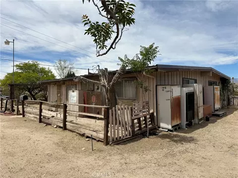 Exterior - 57672 Shepard Ln, Yucca Valley, CA 92284 photo 3 of 25
