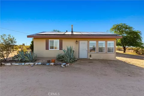 1040 Jackalope Ave, Joshua Tree, CA 92252