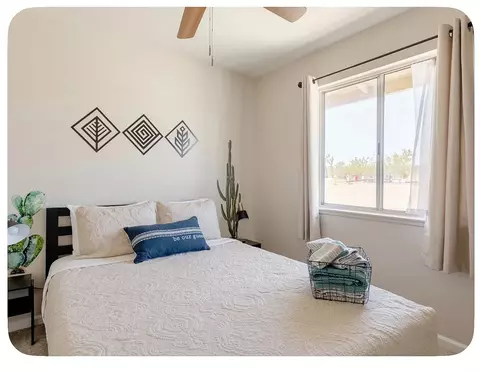 Bedroom - 3893 Manchester, Yucca Valley, CA 92284 photo 1 of 5
