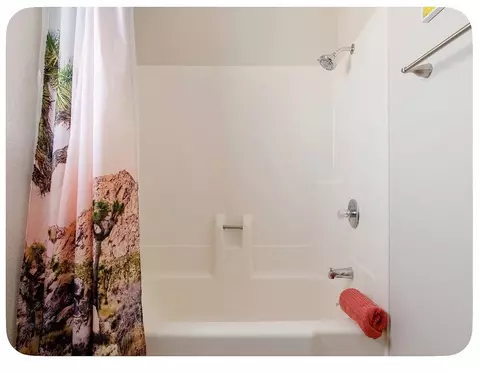 Bath - 3893 Manchester, Yucca Valley, CA 92284 photo 2 of 2